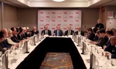 Erdoğan: Kaşıkçı ve Mursi'nin hakkını aramaya devam edeceğiz