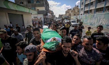 Gazze genç şehidini uğurladı