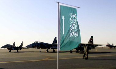 Suudi Arabistan'da kadınlar orduda görev alabilecek