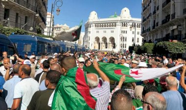 Cezayir'de tutuklular açlık grevine başladı