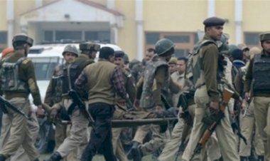 Pakistan Keşmir'de Hint ateşine karşılık verdi: 9 Hint askeri öldü