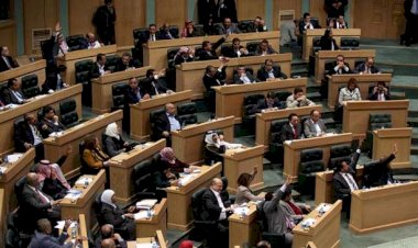 Ürdün'de bakanlar, hükümet revizyonu için istifa etti