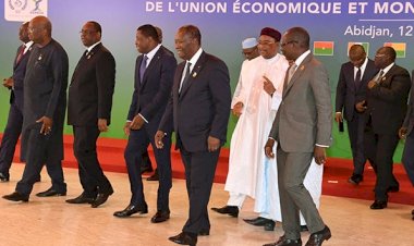 14 Afrika ülkesi Fransa'daki paralarını geri çekecek