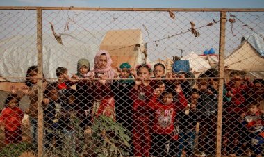 Lübnan'da bulunan 390 bin Suriyeli ülkesine geri döndü