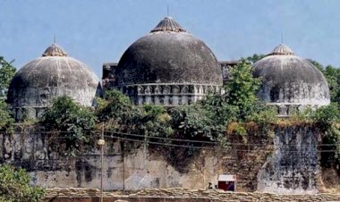 Hindistan'da Babri Camisi tartışması sürüyor