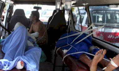 Afganistan'da trafik kazası: 17 ölü