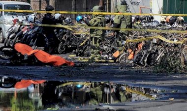 Endonezya'da polis merkezine canlı bomba saldırısı