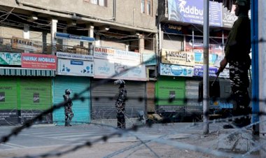 Cammu Keşmir'de ablukanın 100. günü