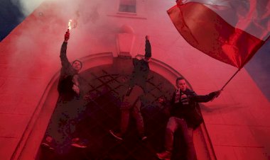 Polonya'da Müslümanlara saldırı planlayan 2 kişi tutuklandı