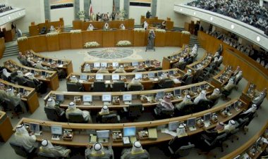 Kuveyt'te hükümet istifa etti