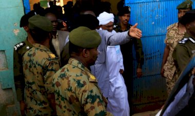 Sudan'da Beşir'in partisinden hükümete tehdit