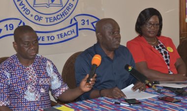 Gana'da akademisyenler süresiz grev başlattı