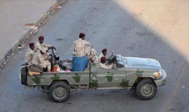 Sudan'da 'darbe' bastırıldı, 43 istihbaratçı gözaltına alındı
