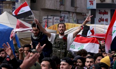 Bağdat'taki hükümet karşıtı gösteride 2 kişi hayatını kaybetti