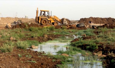 İşgalci İsrail şimdi de Filistinlilerin tarım arazilerini tahrip ediyor