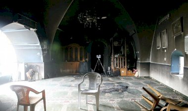 Siyonistler Kudüs’te bir camiyi ateşe verdi