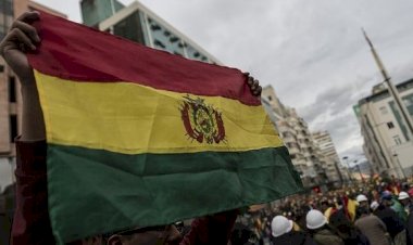 Bolivya, Küba ile diplomatik ilişkileri askıya aldı