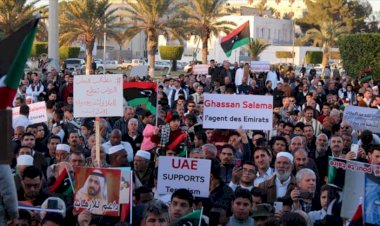 Libya'daki Sudanlılar, çocuklarının Hafter'in saflarında savaştırılmasını protesto etti