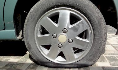 Başörtülü kadınların araçlarının lastiklerini patlatan zanlı yakalandı