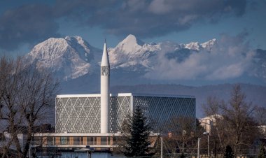Slovenya'nın minareli tek camisi haziranda ibadete açılacak