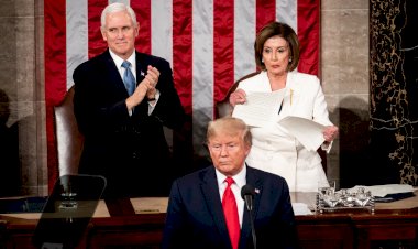 Pelosi: Trump ABD için tehdit olmayı sürdürüyor