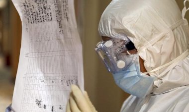 Koronavirüsü duyurmaya çalışırken susturulan doktor hayatını kaybetti