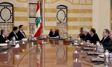 Lübnan'da yeni hükümet güvenoyu aldı