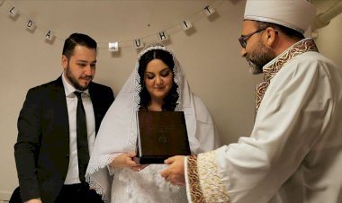 Danimarka’da imamlar resmi nikah kıymaya başladı
