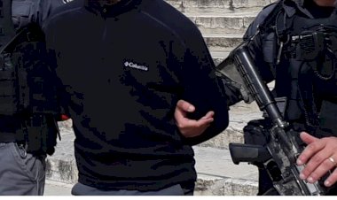 İşgalci İsrail polisi Mescid-i Aksa'nın görevlilerini gözaltına aldı