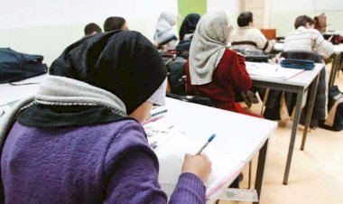 İsveç'te öğrencilere başörtüsü yasağı kalktı