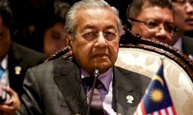 Mahathir'den Muhyiddin Yasin'in başbakanlığına itiraz