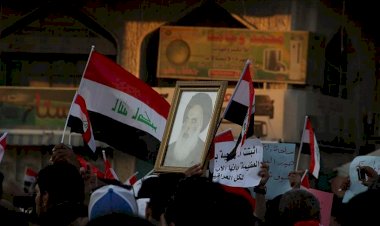 Sistani'den, koronavirüsün yayılmasını önlemek için 'cemaatle namaz yasağına uyulmalı' fetvası