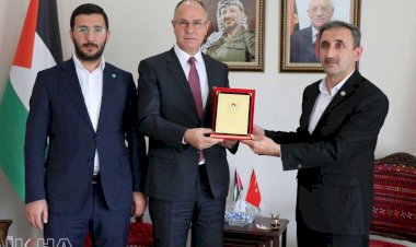 HÜDA PAR'dan Filistin Büyükelçiliğine ziyaret