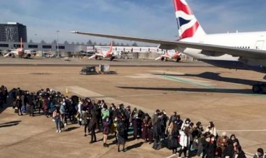 İngiltere'deki öğrenciler Türkiye'ye dönüyor