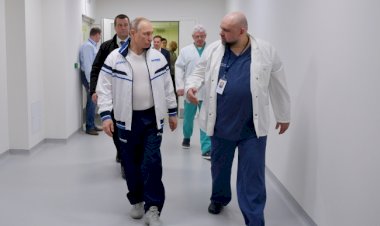 Putin'e hastane gezdiren Başhekim'in Covid-19 testi pozitif çıktı