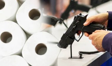 ABD’liler silahlara, Avrupa ülkeleri tuvalet kağıdına akın etti