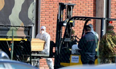 İspanya'da 1 günde 950 kişi koronavirüsten hayatını kaybetti