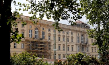 Berlin Sarayı'nda yangın çıktı