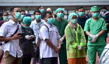 Koronavirüs Endonezya'nın tüm eyaletlerine yayıldı